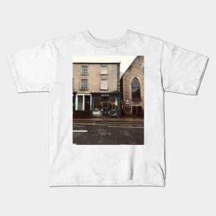 Brew café, Lancaster, Lancashire Kids T-Shirt